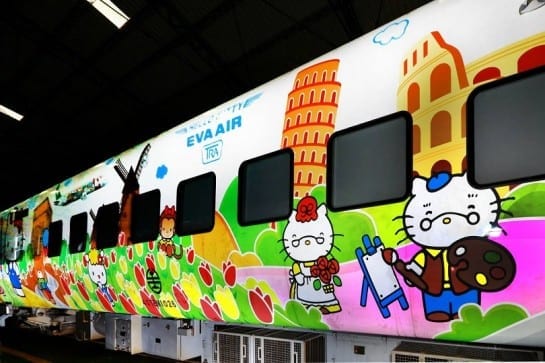 台鐵新太魯閣號Hello Kitty彩繪列車風光首航。〈圖片來源：Fun台鐵〉