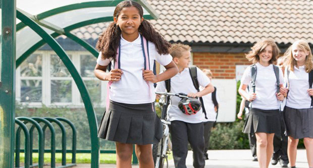 未來英國5歲小學生也可穿裙子上學。（圖片來源：indianexpress）
